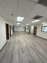 1855 W Katella Ave, Orange, CA à louer Photo intérieure– Image 1 sur 8