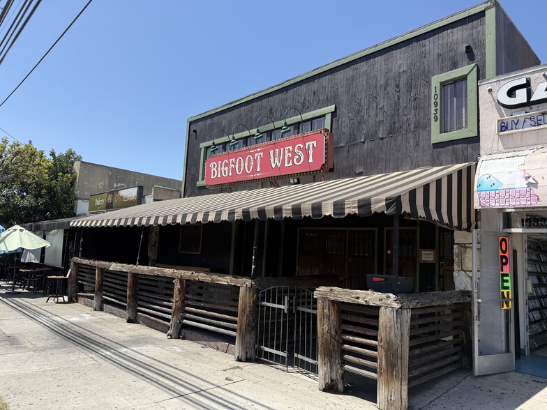 10939 Venice Blvd, Los Angeles, CA à vendre - Photo de l’immeuble – Image 2 sur 6