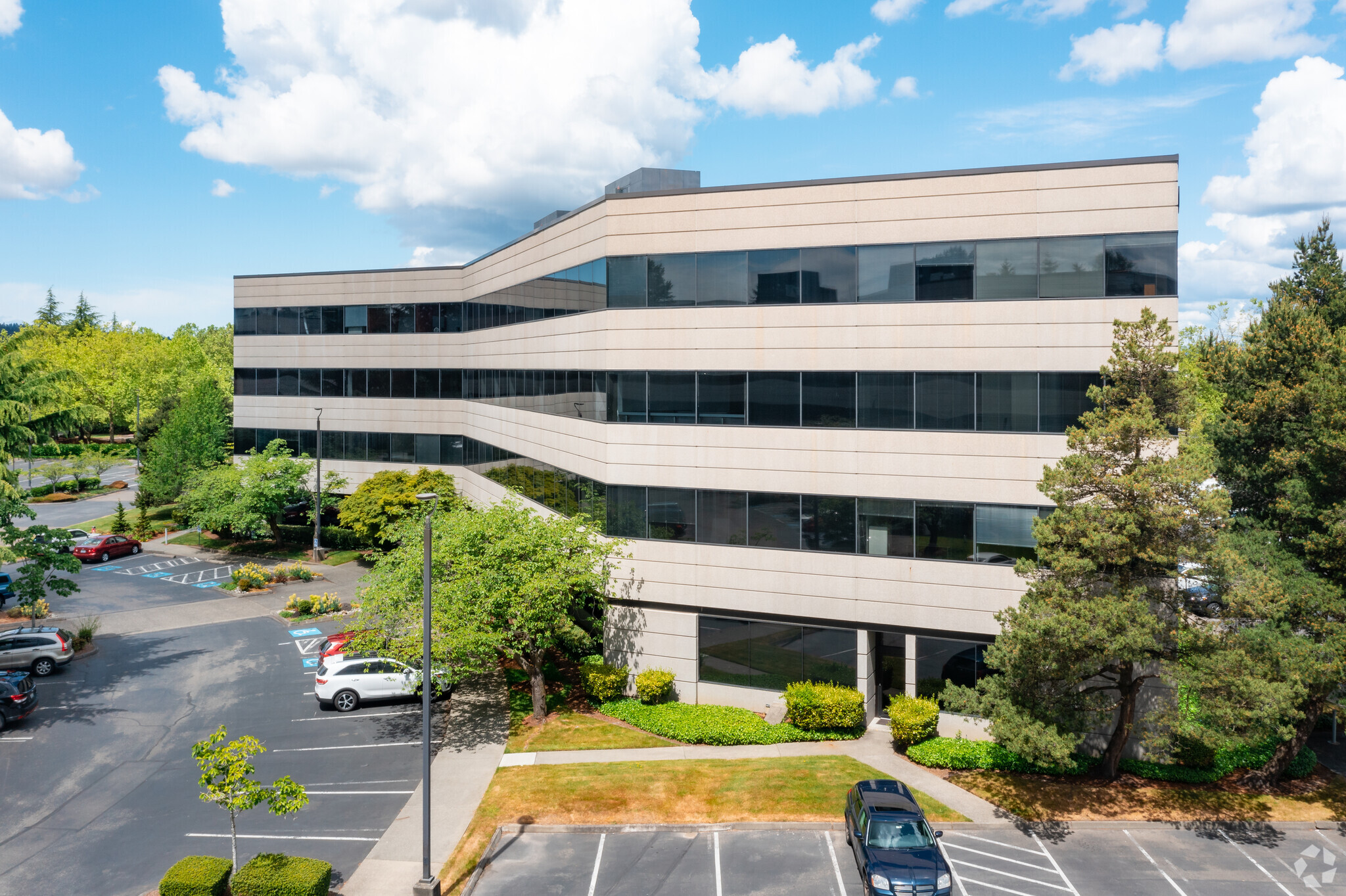 20415 72nd Ave S, Kent, WA à louer Photo principale– Image 1 sur 5