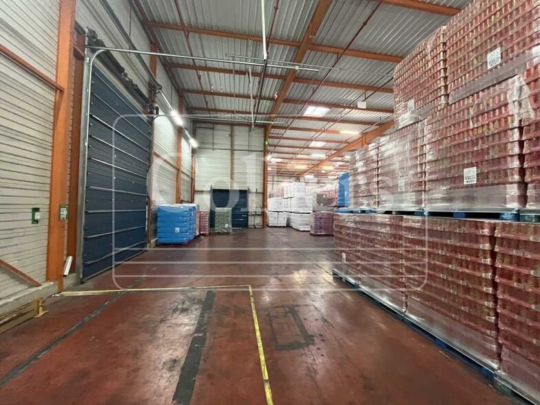 Industriel/Logistique dans Tarascon à louer - Photo de l’immeuble – Image 2 sur 6