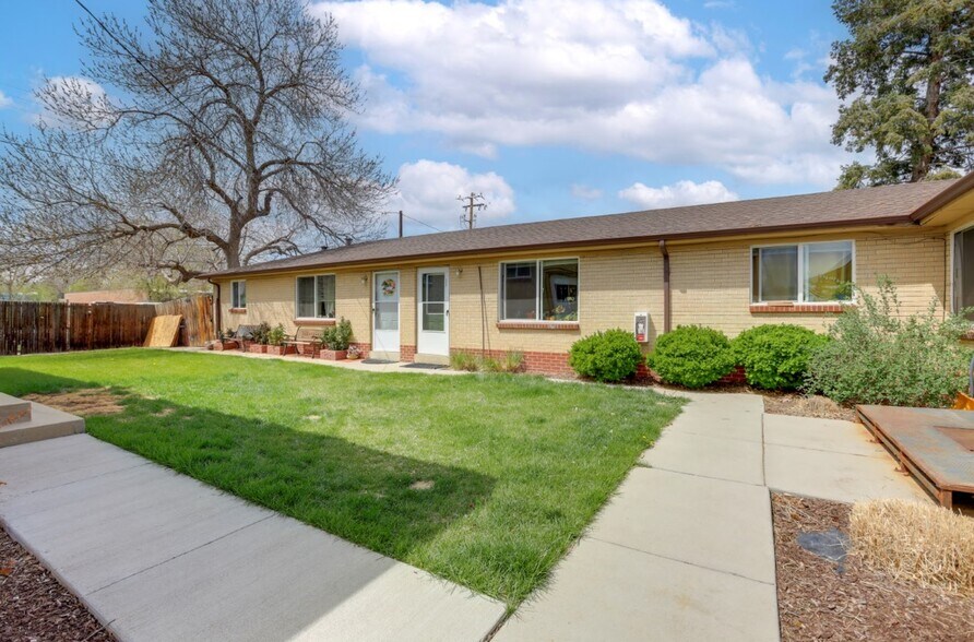 5881 W 11th Ave, Lakewood, CO à vendre - Photo de l’immeuble – Image 2 sur 10