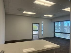 149 W Yokuts Ave, Stockton, CA à louer Photo intérieure– Image 2 sur 6