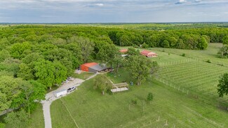 Plus de détails pour 8400 E 1320 Rd, Stockton, MO - Spécialisé à vendre