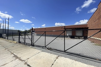 Plus de détails pour 944 S Elm St, Greensboro, NC - Industriel/Logistique à louer