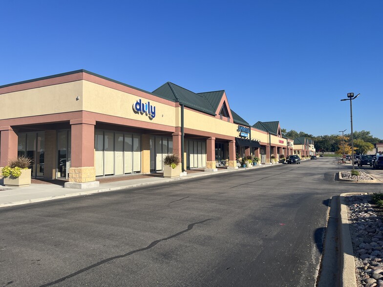 820-892 Route 59, Bartlett, IL à louer - Photo de l’immeuble – Image 2 sur 5