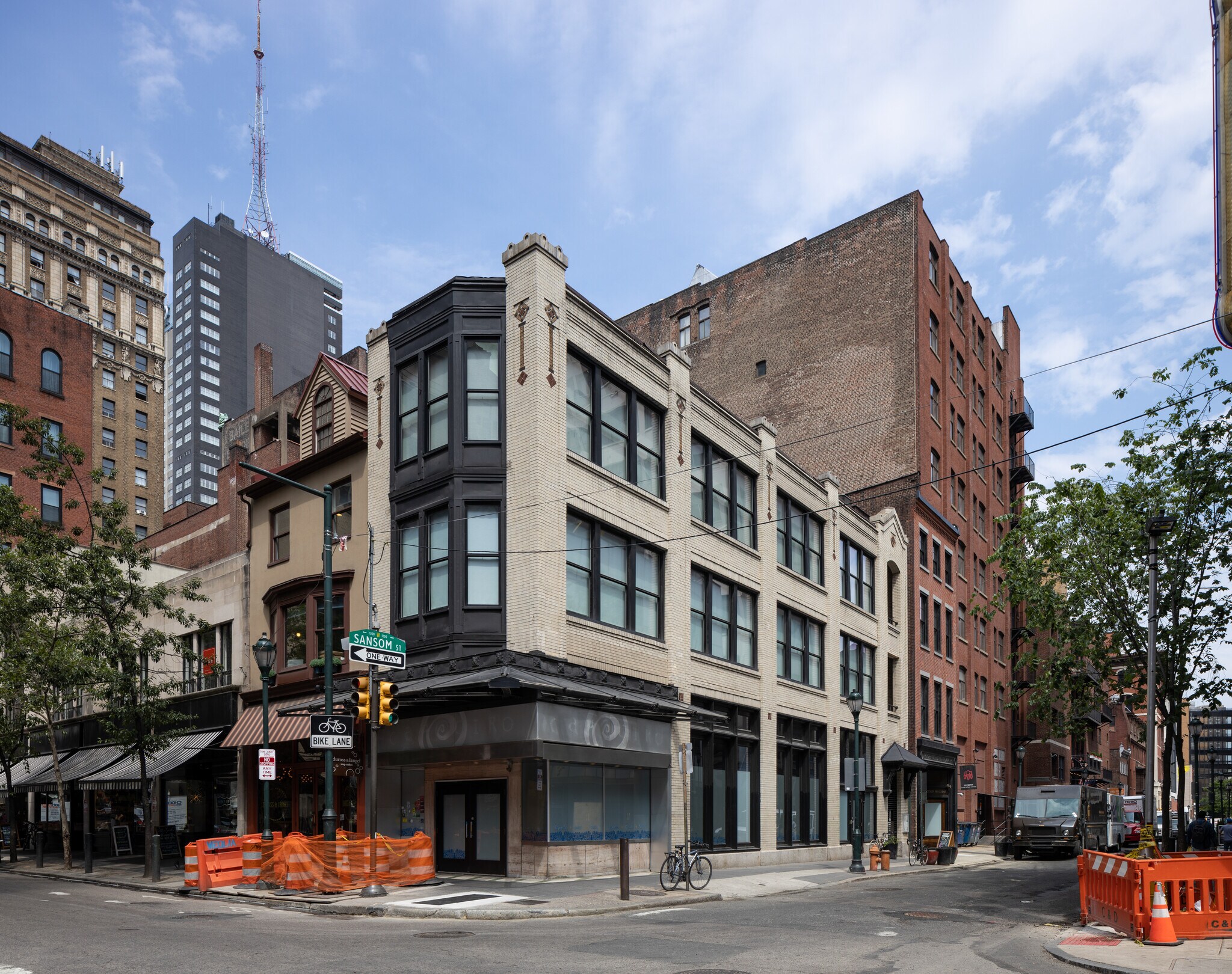 107-109 S 13th St, Philadelphia, PA à louer Photo principale– Image 1 sur 36