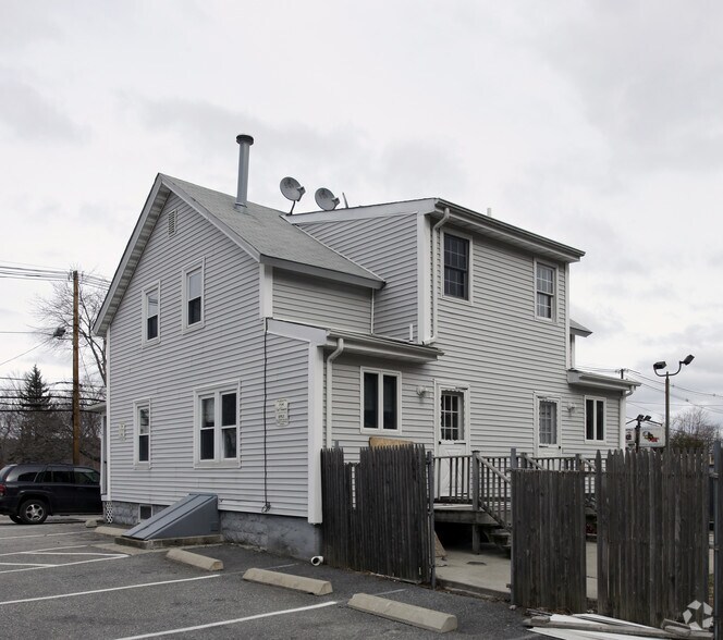 148 Putnam Pike, Johnston, RI à vendre - Photo de l’immeuble – Image 2 sur 19
