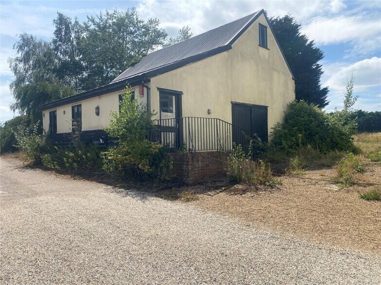 Braintree Rd, Great Bardfield à vendre - Photo de l’immeuble – Image 2 sur 14