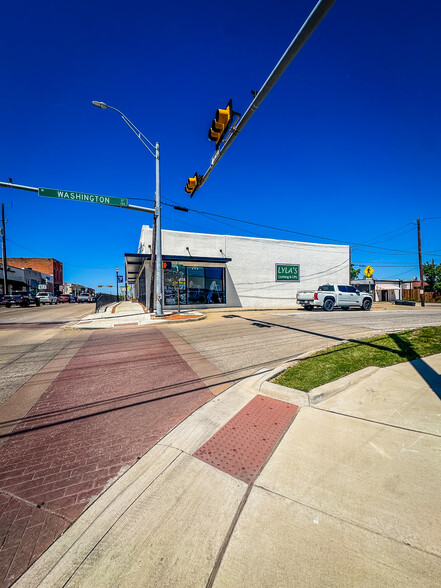 115 S Goliad St, Rockwall, TX à louer - Photo de l’immeuble – Image 3 sur 14