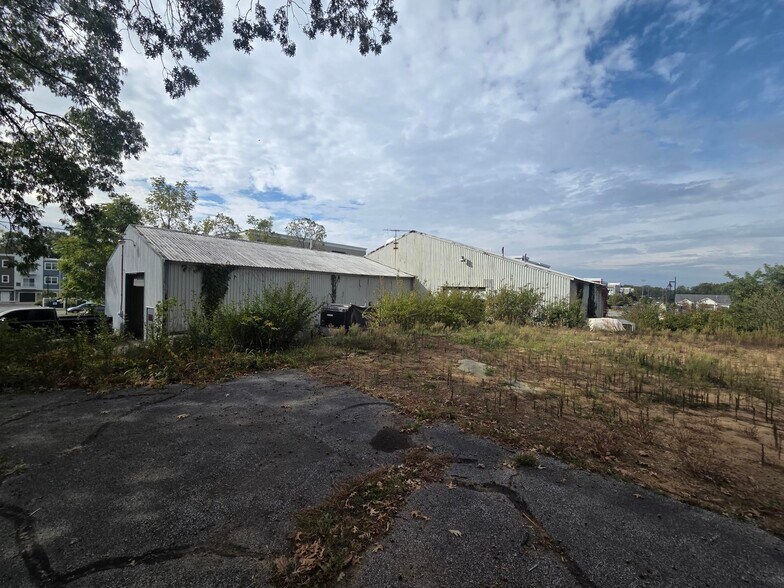 2518 Hamstrom Rd, Portage, IN à vendre - Photo de l’immeuble – Image 3 sur 9