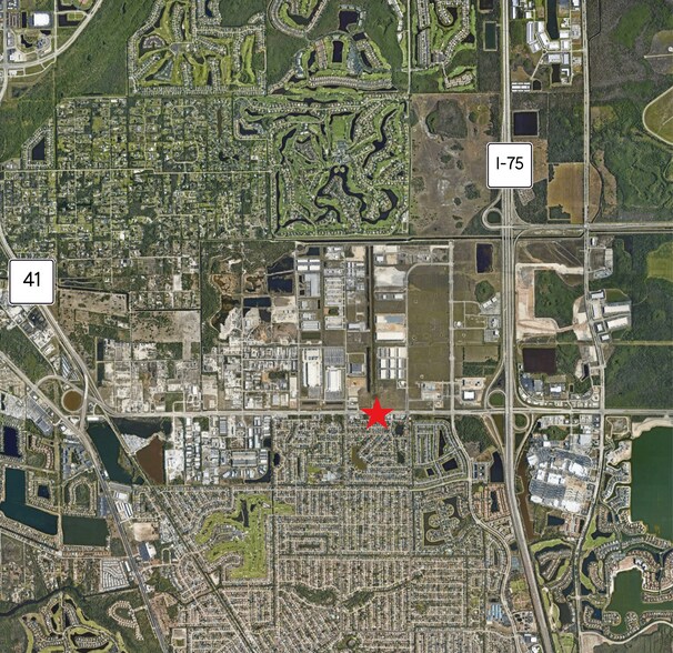 8754 Alico Rd, Fort Myers, FL à vendre - Photo de l’immeuble – Image 3 sur 4