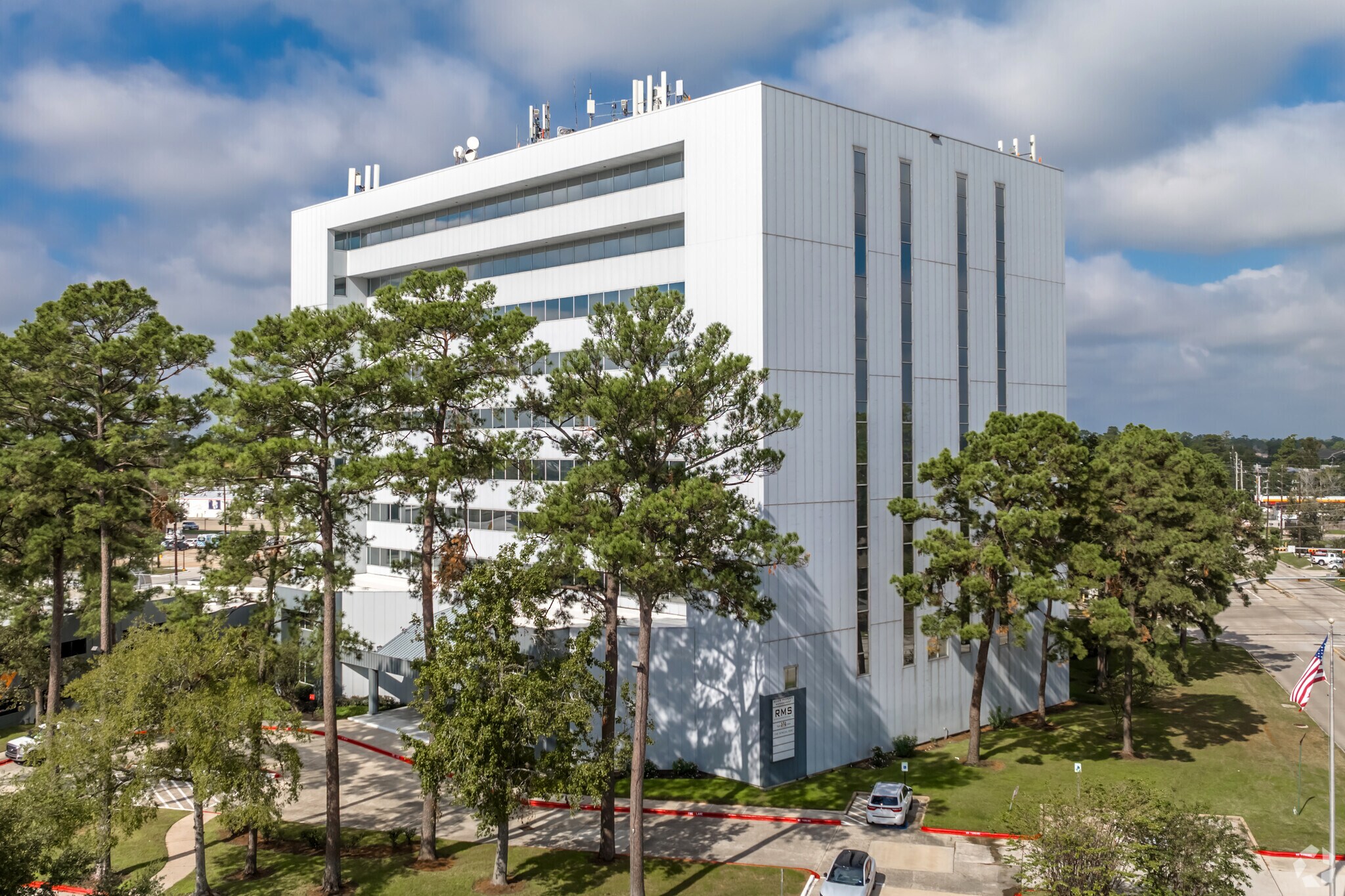 14405 Walters Rd, Houston, TX à louer Photo de l’immeuble– Image 1 sur 20