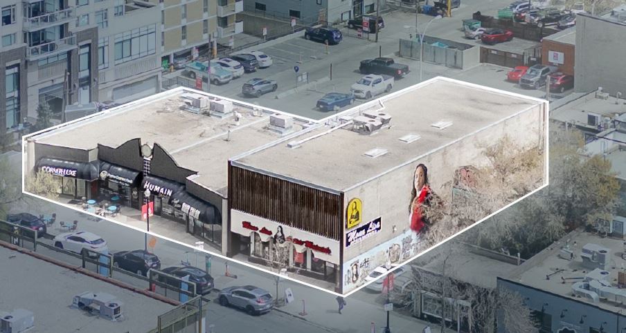 Mona Lisa Land Assembly portefeuille de 2 biens à vendre sur LoopNet.fr - Photo de l’immeuble – Image 1 sur 2