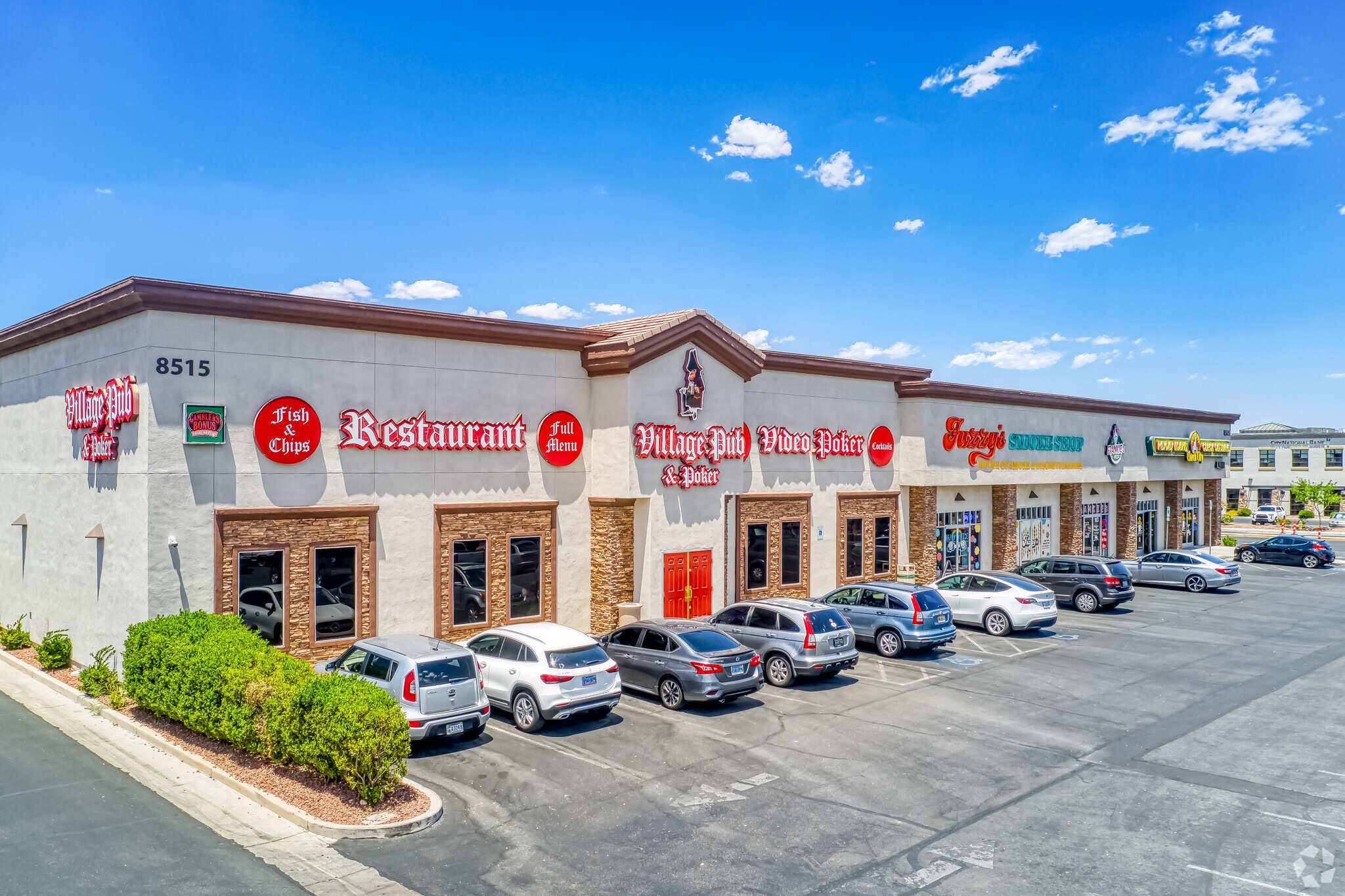 8515 S Eastern Ave, Las Vegas, NV à louer Photo principale– Image 1 sur 10