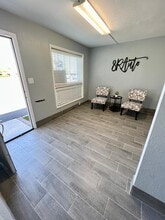 14819 N Cave Creek Rd, Phoenix, AZ à louer Photo intérieure– Image 2 sur 6