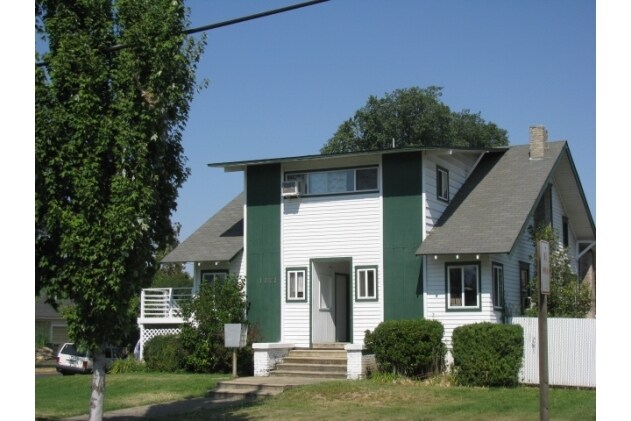 1222 W Main St, Medford, OR à vendre - Photo de l’immeuble – Image 3 sur 3