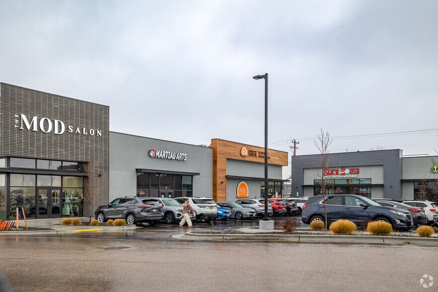 1582 W Orchard Park Dr, Meridian, ID à vendre - Photo principale – Image 1 sur 5