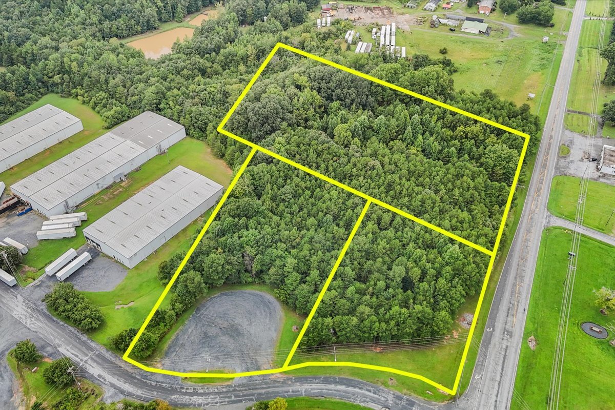 126 Waketa Dr, Asheboro, NC à vendre Aérien– Image 1 sur 8