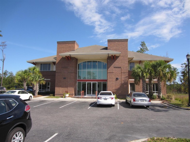 106 Lansford Ct, Myrtle Beach, SC à louer - Photo principale – Image 3 sur 30