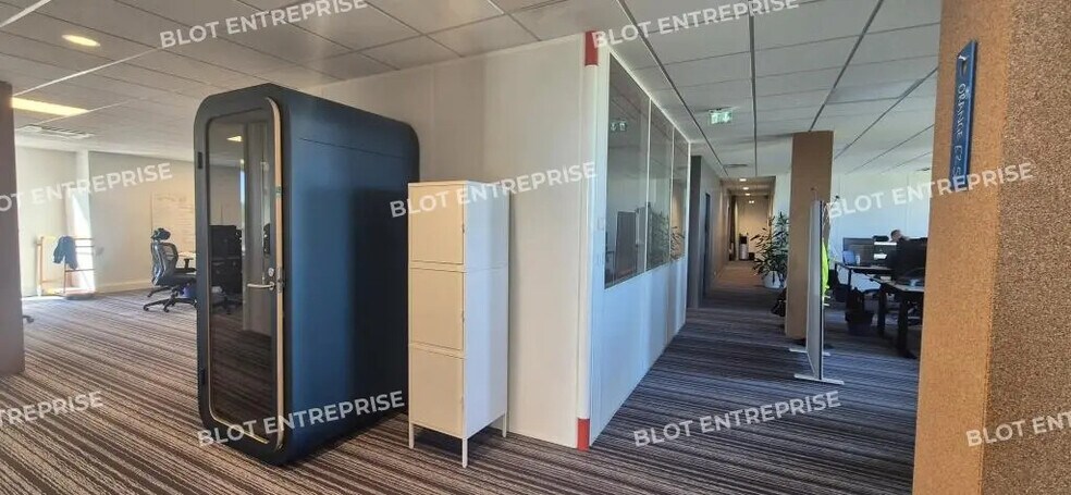 Bureau dans Cesson-Sévigné à louer - Photo de l’immeuble – Image 2 sur 8