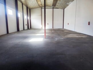 Plus de détails pour Carrer de Josep Anselm Clavé, 15, L'Hospitalet de Llobregat - Bureau, Industriel/Logistique à louer