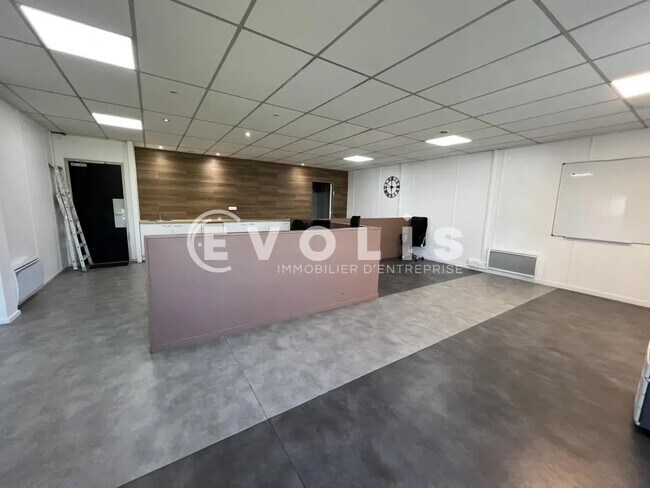 Plus de détails pour Bureau à louer