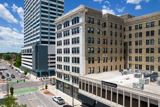 Plus de détails pour 106-110 N Main St, South Bend, IN - Bureau, Local commercial à louer