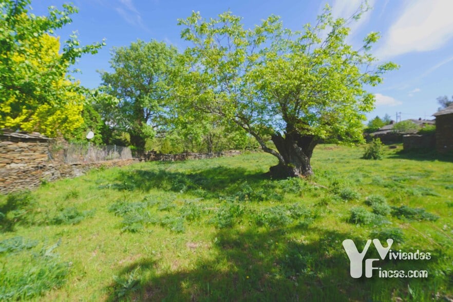 Plaza del Olmo, 29P, Campillo de Ranas, Guadalajara à vendre - Photo de l’immeuble – Image 2 sur 9