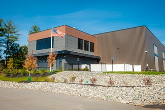 Plus de détails pour 114 Lancaster Rd, Shirley, MA - Local d’activités à vendre