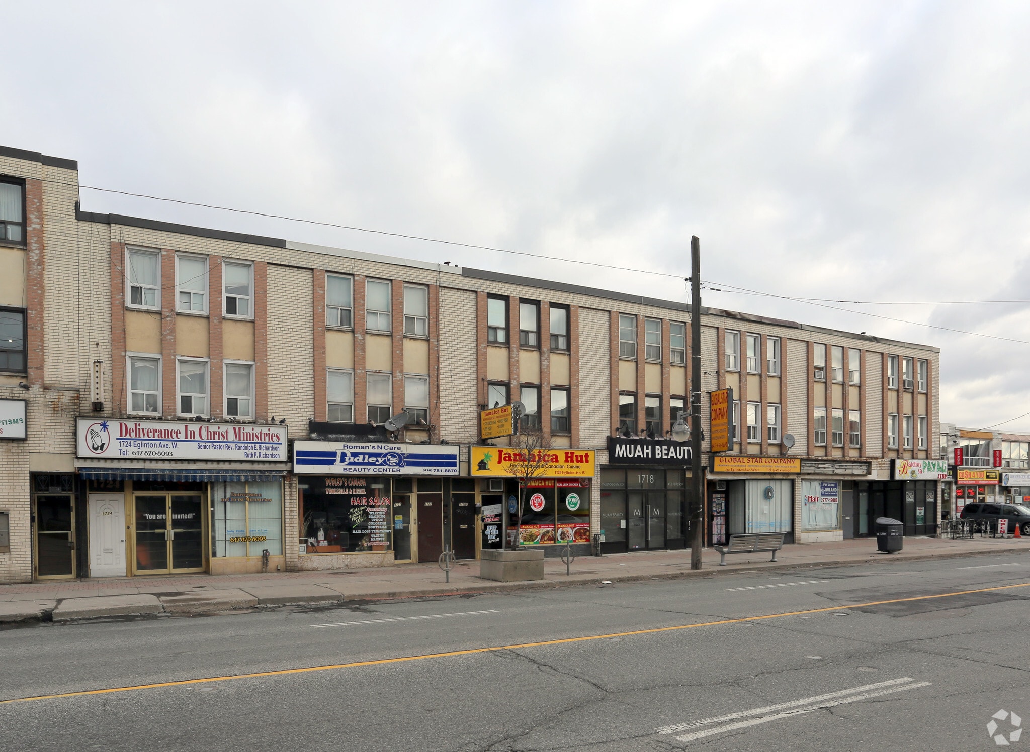 1718 Eglinton Av W, Toronto, ON à vendre Photo principale– Image 1 sur 10