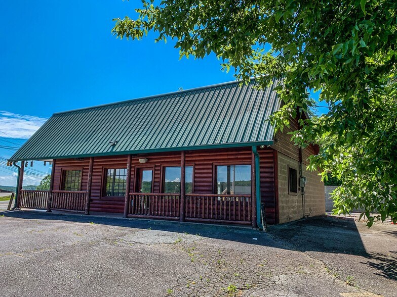 3900 E First St, Blue Ridge, GA à louer - Photo de l’immeuble – Image 3 sur 8