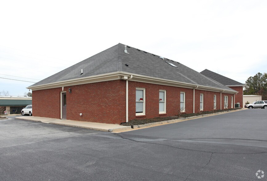150 Stanley Ct, Lawrenceville, GA à louer - Photo de l’immeuble – Image 3 sur 3