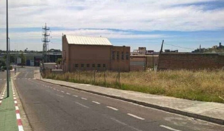 Avenida Reina Sofía, Tomares, Sevilla à vendre - Photo de l’immeuble – Image 2 sur 4