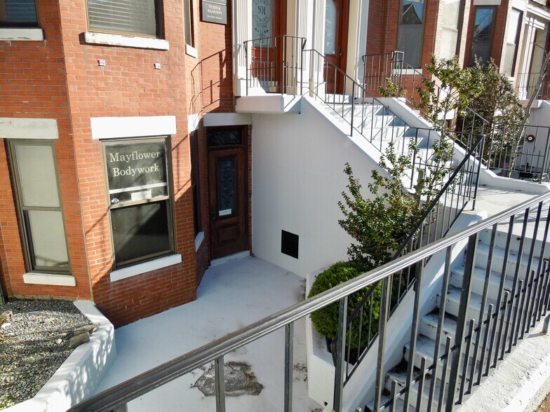 93-103 Court St, Plymouth, MA à louer - Photo de l’immeuble – Image 2 sur 6