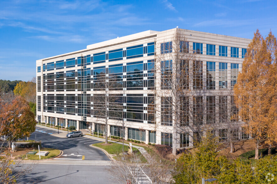 11605 Haynes Bridge Rd, Alpharetta, GA à louer - Photo de l’immeuble – Image 3 sur 23