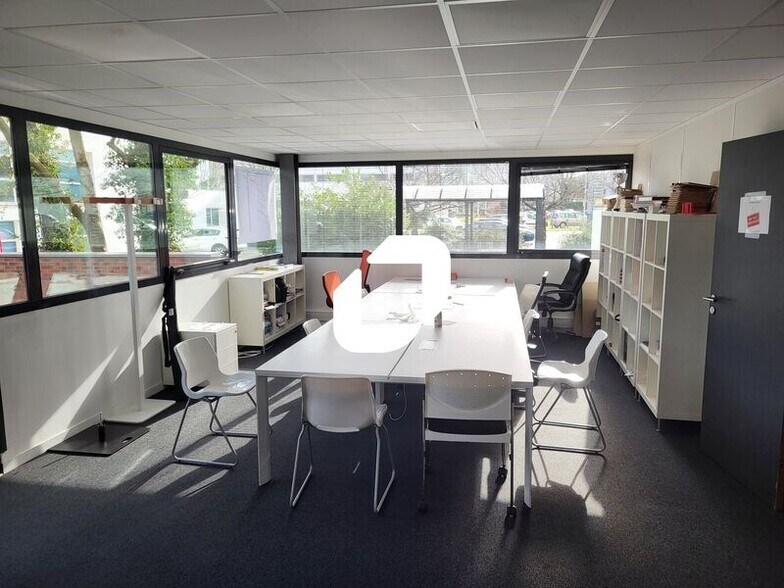 Bureau dans Mérignac à louer - Photo intérieure – Image 2 sur 10