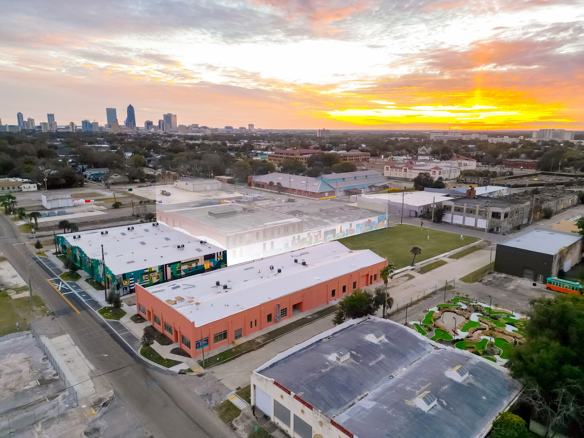 2303 N Market St, Jacksonville, FL à louer Photo principale– Image 1 sur 12