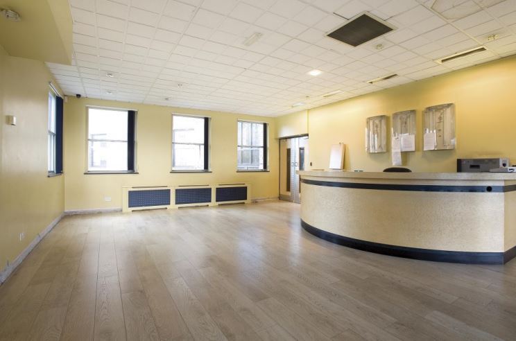 1 Central Rd, Morden à louer - Photo intérieure – Image 3 sur 6