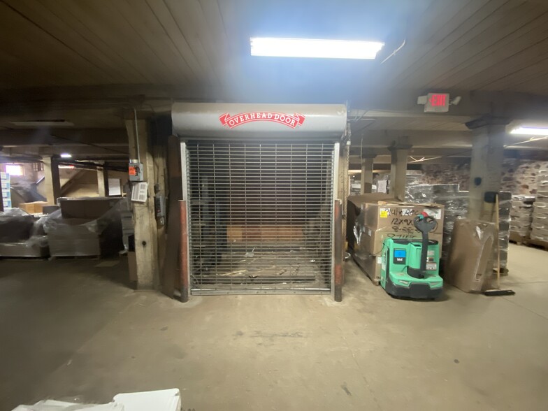19 N George St, Meriden, CT à louer - Photo de l’immeuble – Image 3 sur 11