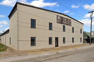 117 W Rock Island Ave, Boyd, TX à louer Photo intérieure– Image 1 sur 20