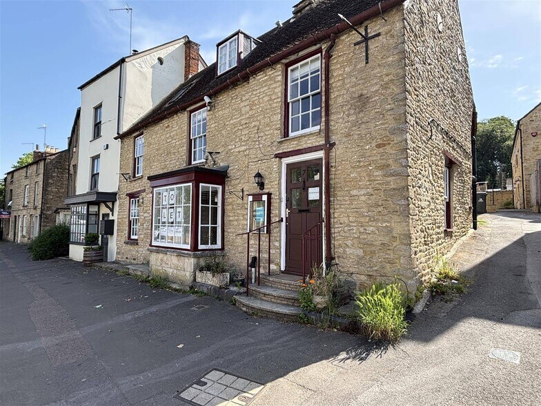 7 Horsefair, Chipping Norton à louer - Photo de l’immeuble – Image 2 sur 2