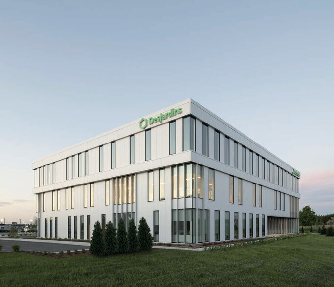 551 Rue Louis-Blériot, Mascouche, QC à louer - Photo de l’immeuble – Image 2 sur 3
