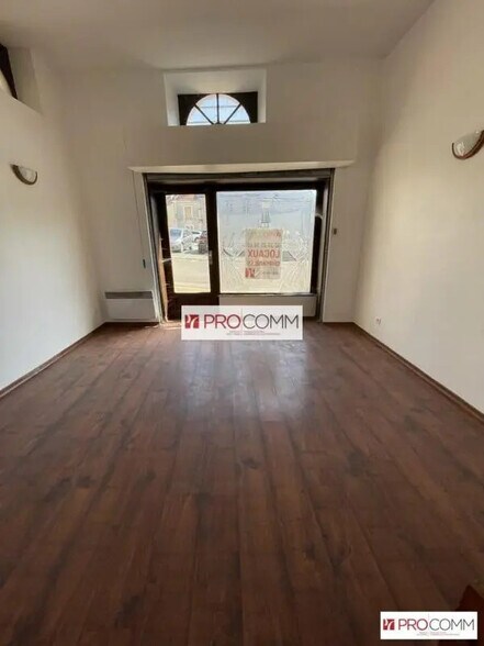 Local commercial dans Gallardon à vendre - Photo de l’immeuble – Image 3 sur 5