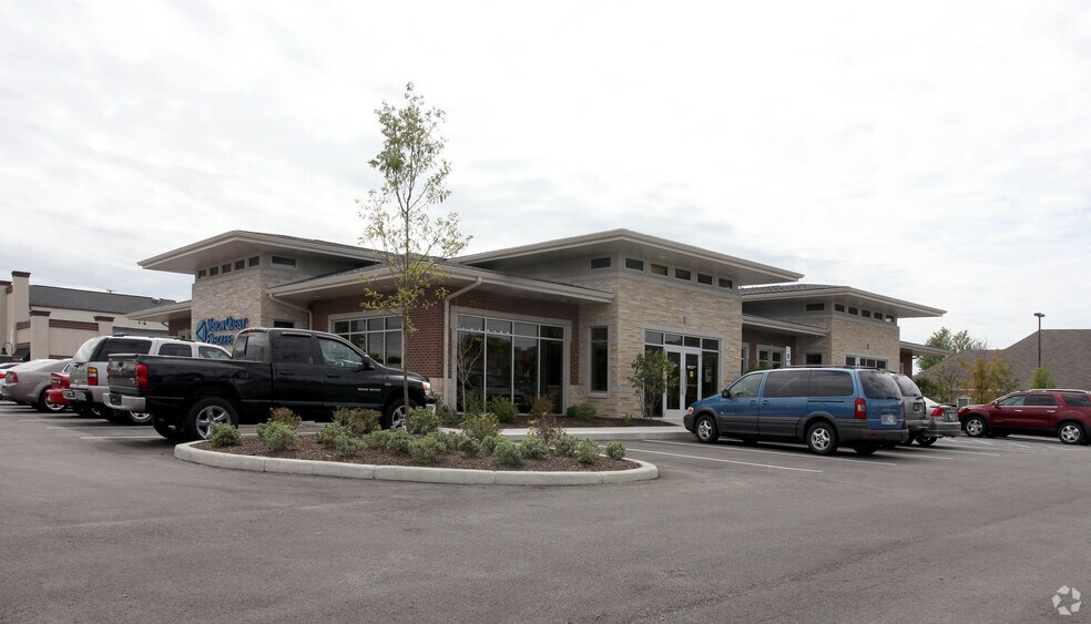 1160 N State Road 135, Greenwood, IN à louer - Photo de l’immeuble – Image 3 sur 7