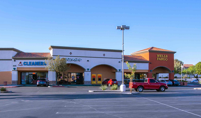 445-525 E Windmill Ln, Las Vegas, NV à louer - Photo de l’immeuble – Image 2 sur 4