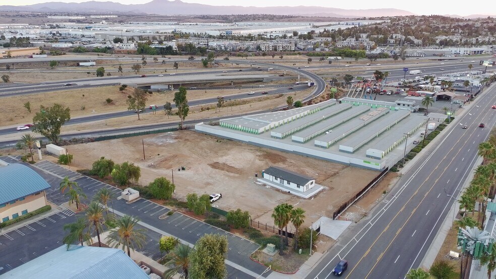 21320 Box Springs Rd, Moreno Valley, CA à vendre - Photo de l’immeuble – Image 2 sur 25