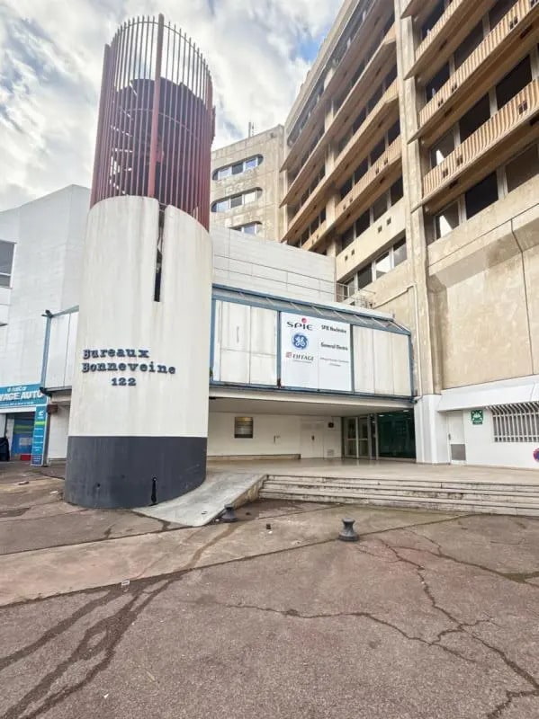 112 Avenue De Hambourg, Marseille à louer Photo de l’immeuble– Image 1 sur 18