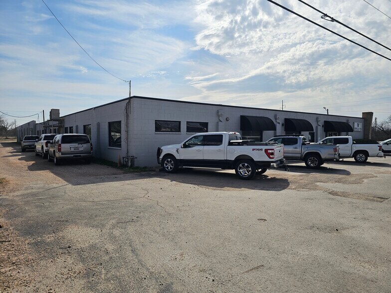 301 East South 11th St, Abilene, TX à vendre - Photo de l’immeuble – Image 2 sur 7