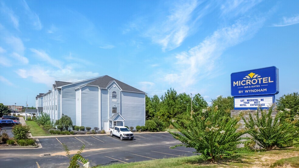 518 Bonita Lakes Dr, Meridian, MS à vendre - Photo de l’immeuble – Image 2 sur 21