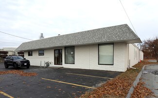 Plus de détails pour 64 Pettaconsett Ave, Cranston, RI - Bureau à vendre